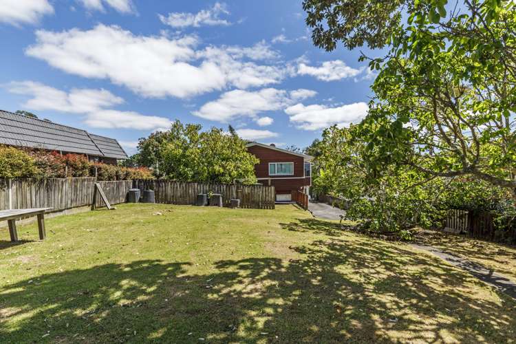 320 Wairau Road Glenfield_15