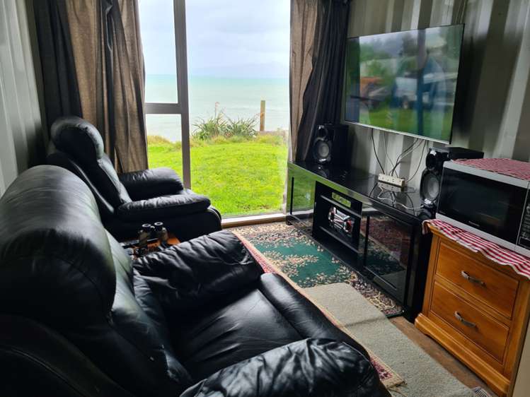 1596 Cape Palliser Road Cape Palliser_7