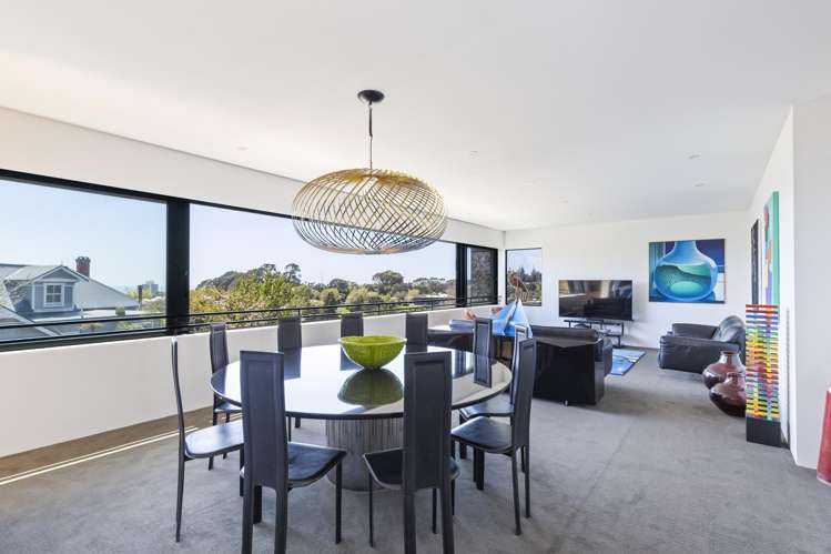 5 Barrett Street Westown_11