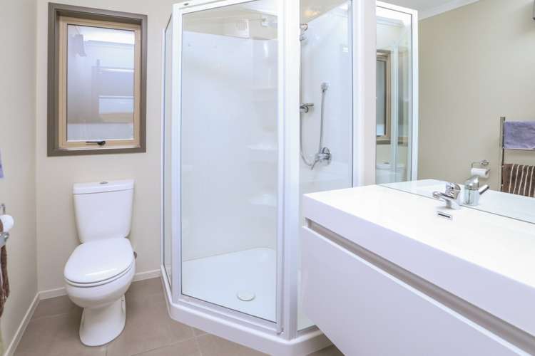 38 Heathfield Avenue Huntington_12