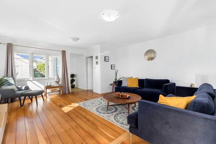 61 Pleasant Road Glen Eden_7