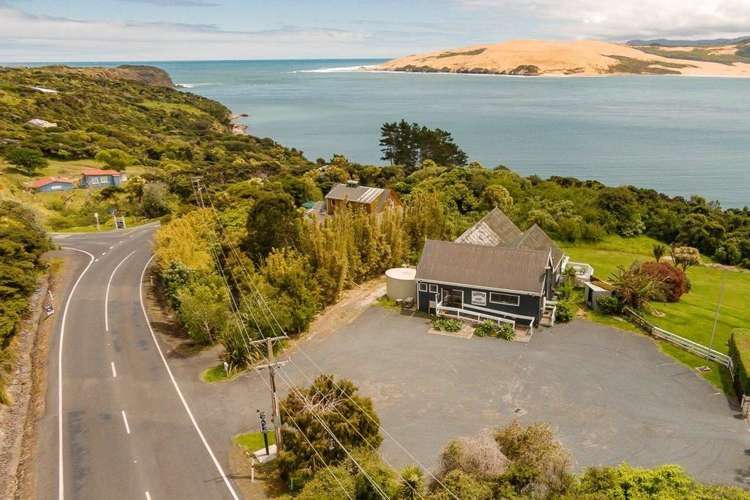 8254 State Highway 12 Omapere_17