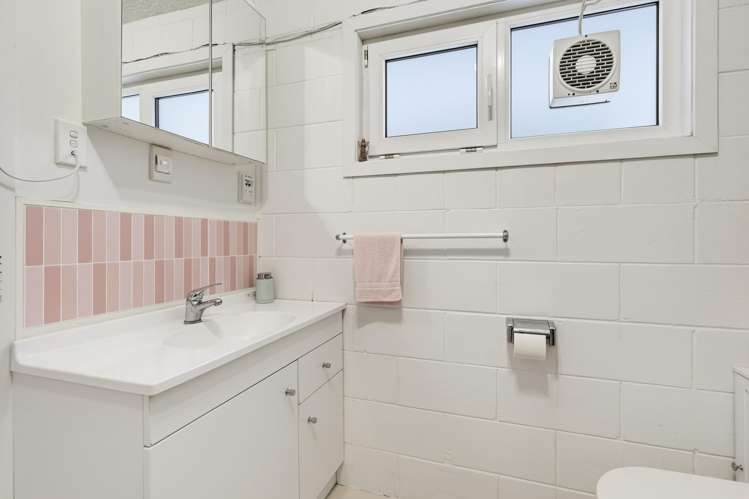 7/219 Grant Road Thorndon_11