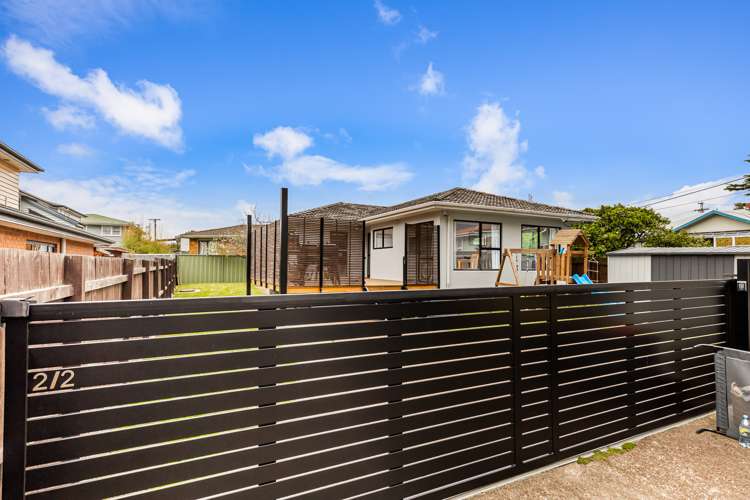 2 Laura Street Kelston_13