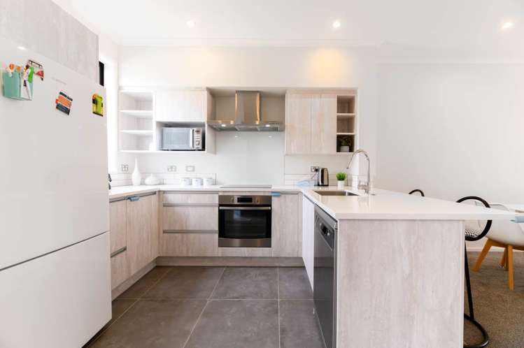 16 Hobsonville Point Road Hobsonville_5