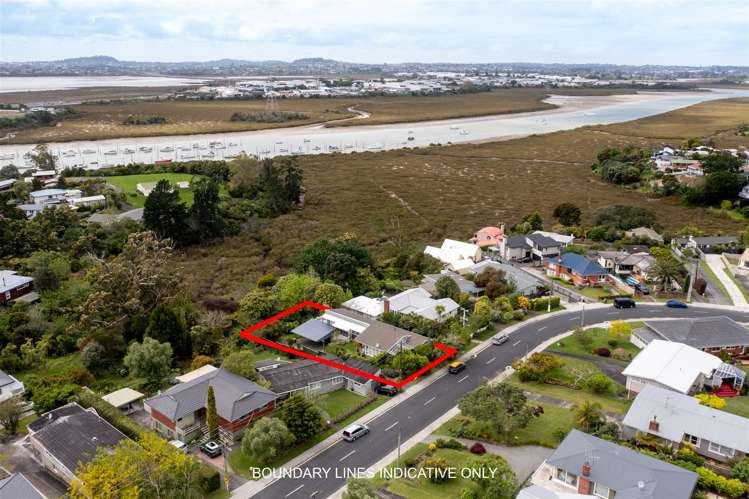 53 Jaemont Avenue Te Atatu South_11