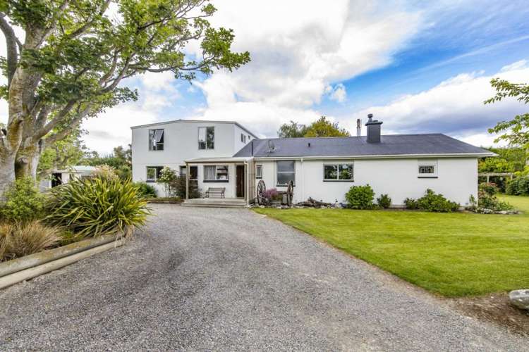 677 Woodstock Road Burnt Hill_34