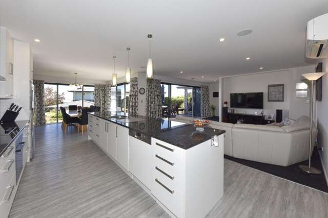 9 Kenmure Drive Huntsbury_2