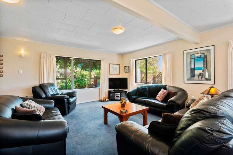 5 Sheraton Place Redwood_6