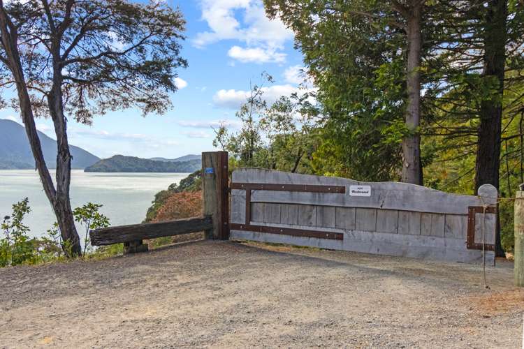 126 Moetapu Bay Road_2