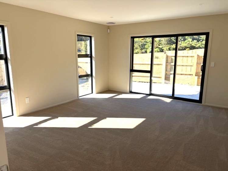 67 Crompton Avenue Churton Park_4