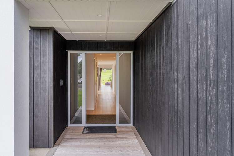 112 Ashley Place Matarangi_24