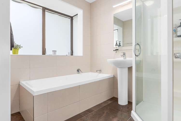 10 Houhere Place Pukete_15