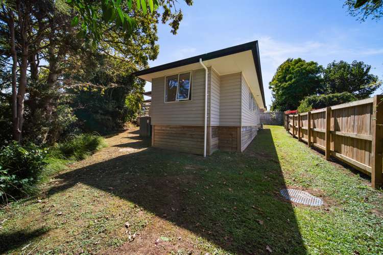 9b Cross Street Drury_13