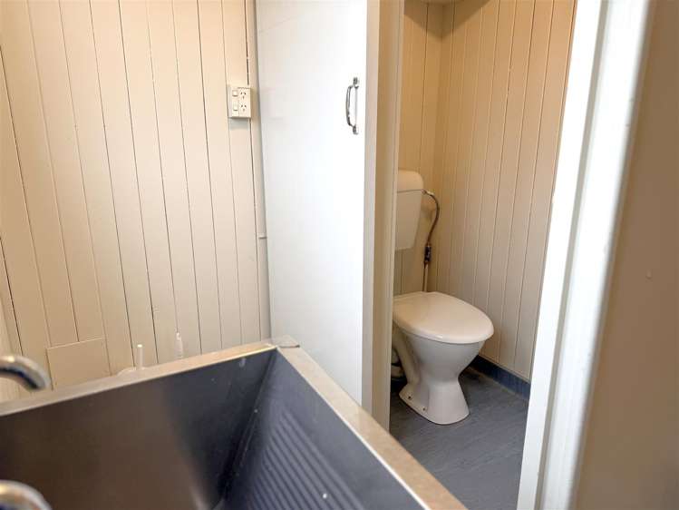 3 Inverness Street Dunollie_10