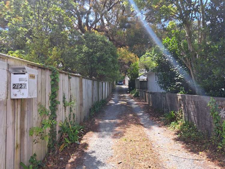 2/27 Pharazyn Street_0