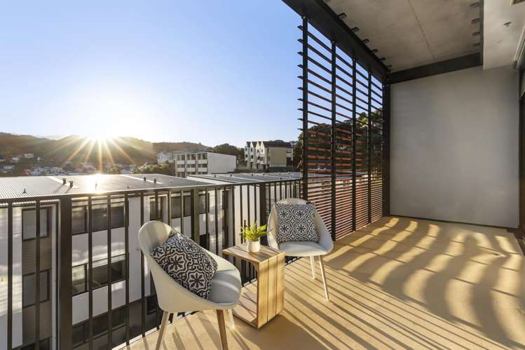 204/11 Jean Caldwell Way Island Bay_6