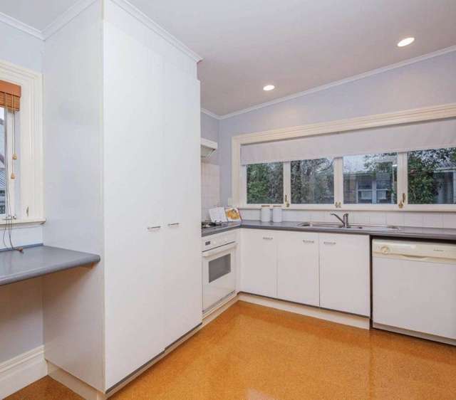 3 King Edward Avenue Epsom_2