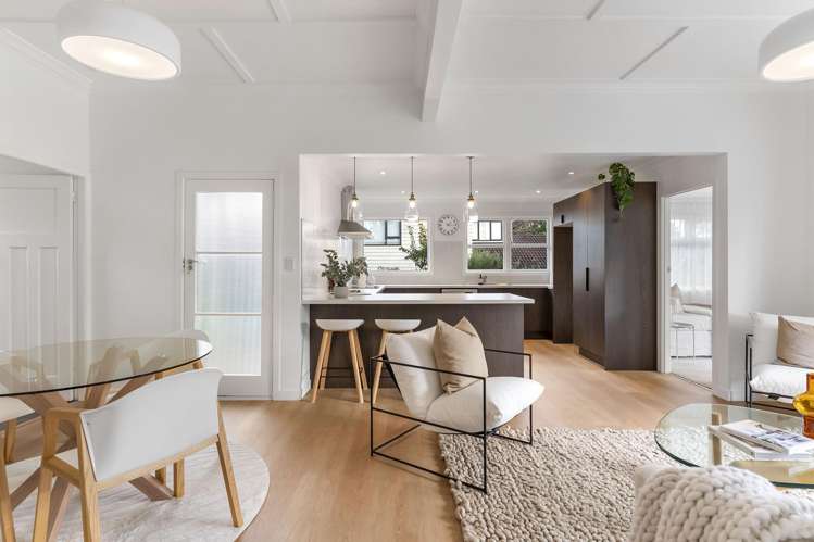 10 Glendon Avenue_2
