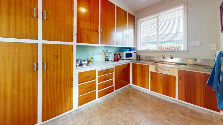 42 and 44 Chalmers Avenue Hampstead_17