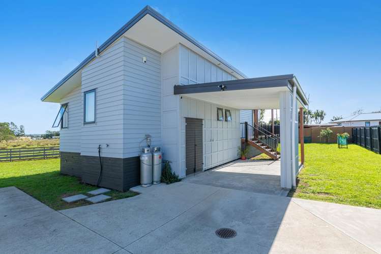 30 Aitkenhead Court Parakai_11