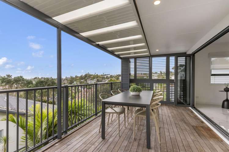 589e East Coast Road_0