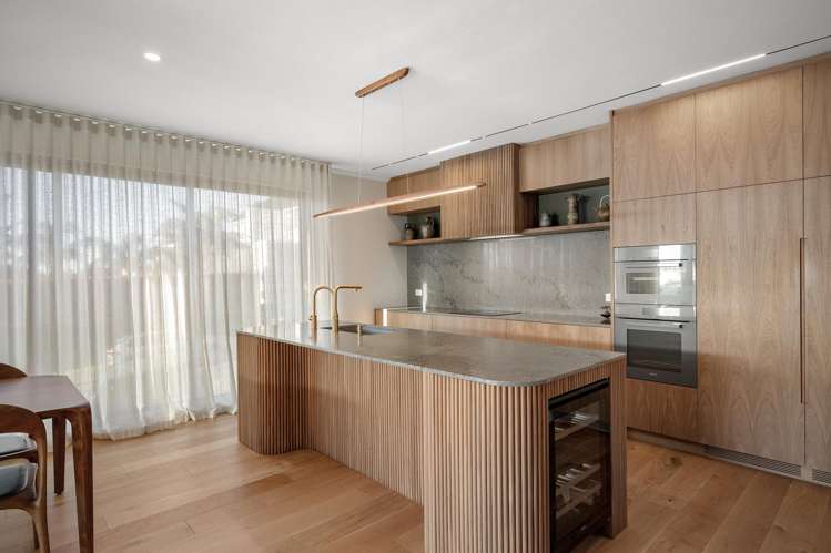 2A Glen Atkinson Street St Heliers_41