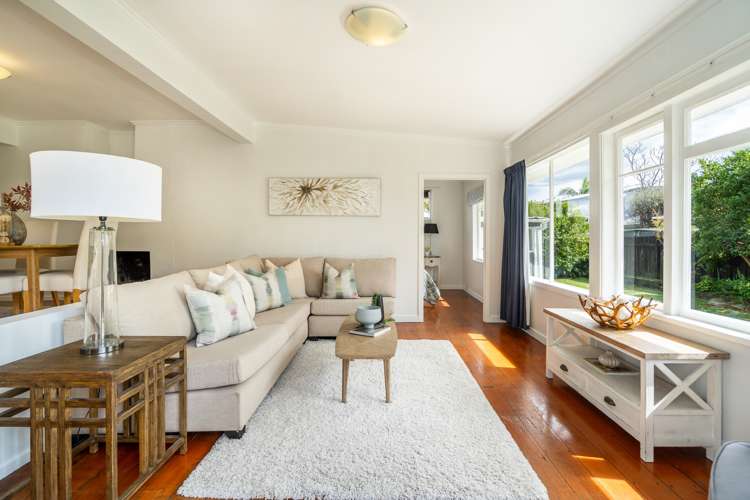 42a Old Lake Road Narrow Neck_10