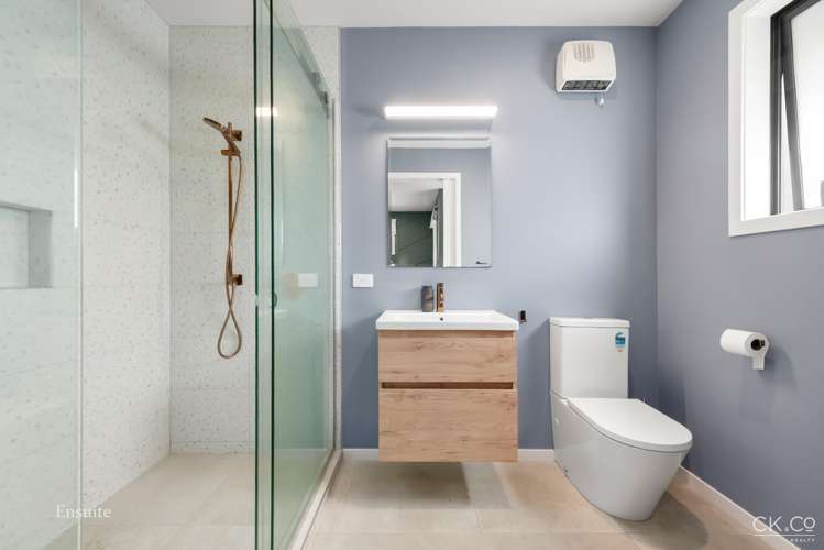 12D Chatsworth Road Silverstream_16