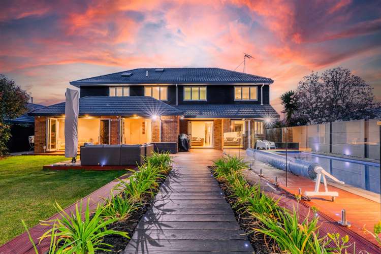 5 Keswick Crescent Huntington_29