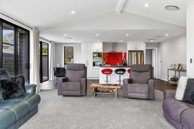 26 Bastille Court Rangatira Park_5