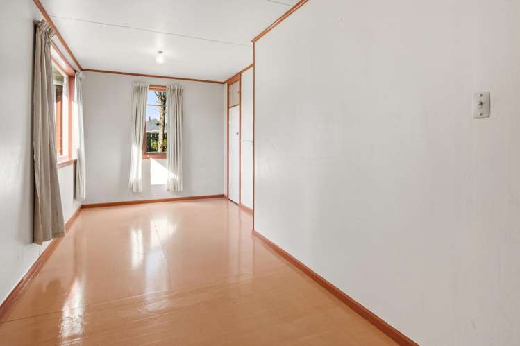 64 New Renwick Road Burleigh_16