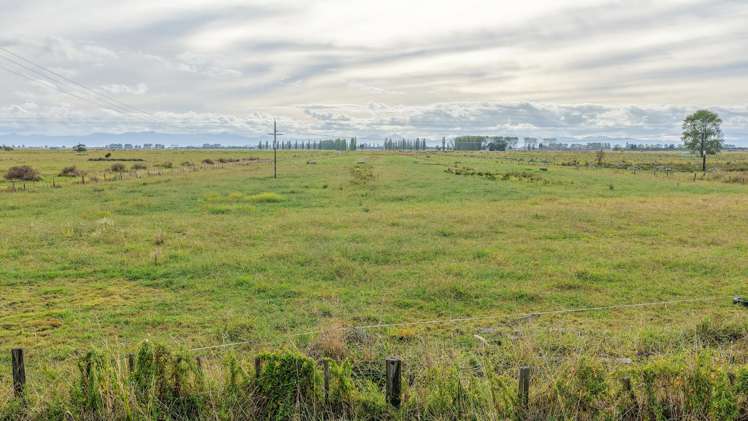 Back Miranda Road Waitakaruru_5