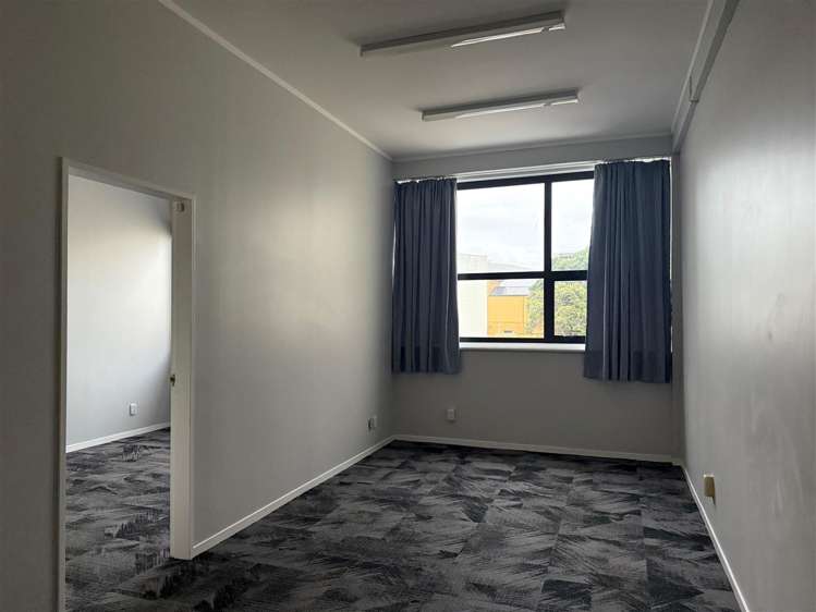 First Floor, 4 Cobham Court Porirua_7