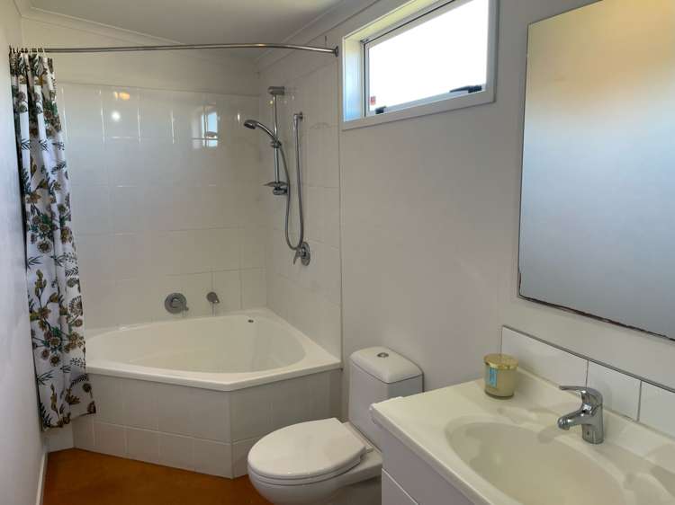 19 London Street Dannevirke_11