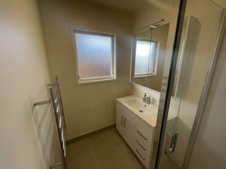 1/14 Innisfree Drive Ellerslie_7