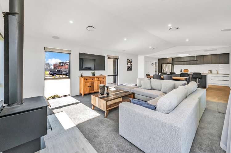 72 Halpin Drive Lincoln_9