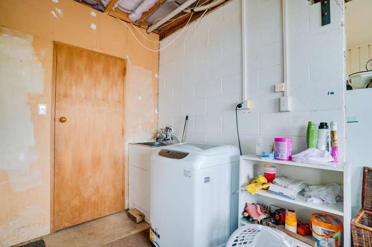 5 Larkins Street Helensburgh_34