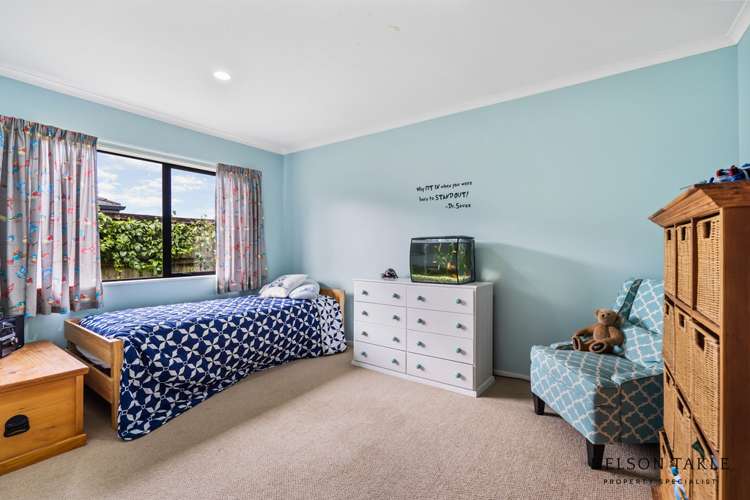 22 Turnberry Drive Wattle Downs_11