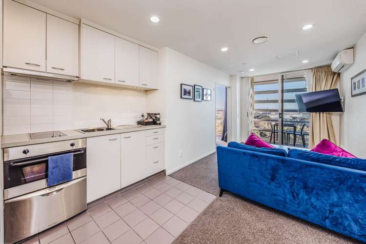 1410/17 Amersham Way Manukau_15