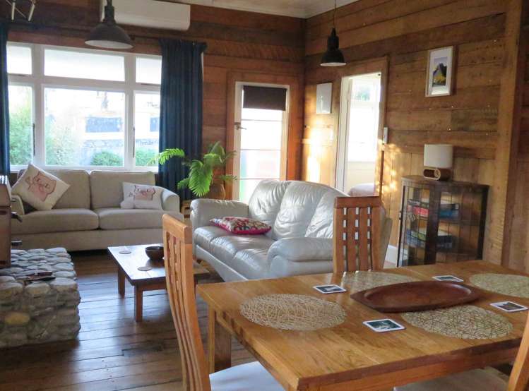 39 Shiel Street Reefton_14