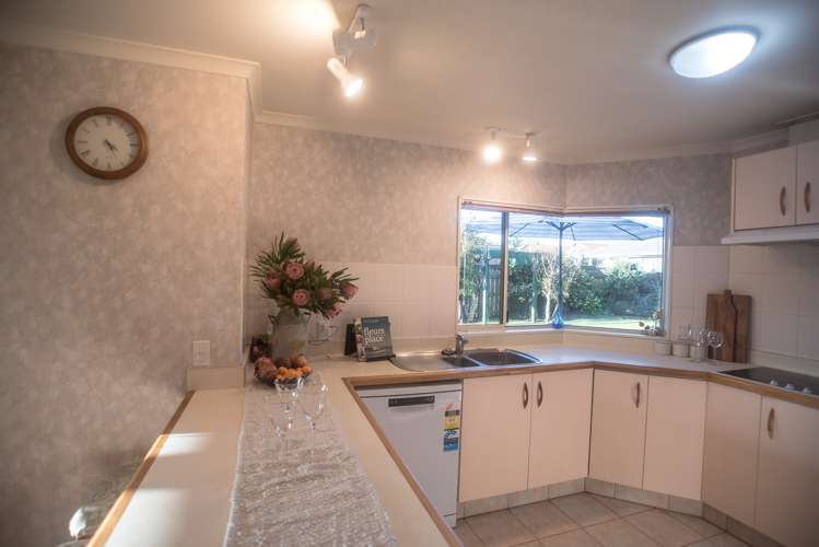 37 Luculia Drive Mount Maunganui_7