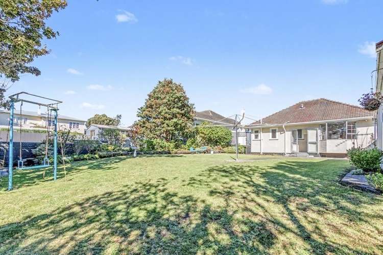 14 Toi Street Tawhero_21