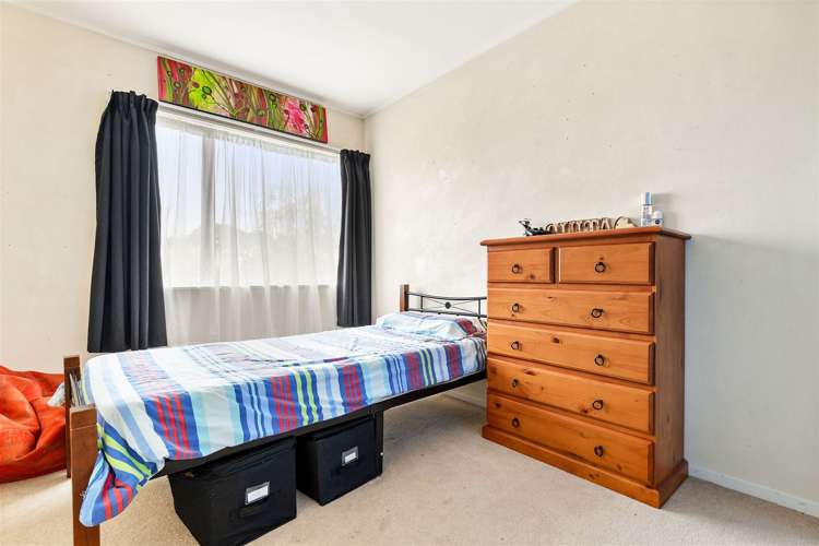 13 Miriam Corban Heights Henderson_17