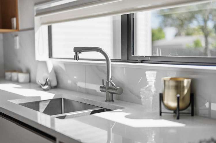 18A Minton Place Manurewa_11