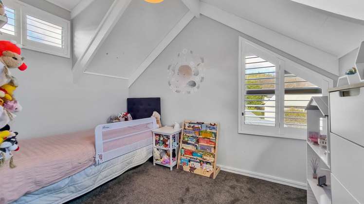 12 Shane Place Lynmore_11