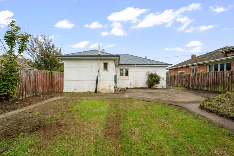 224 Pomona Street Strathern_23