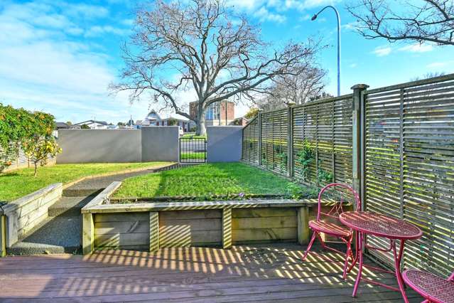 2/8 Landscape Road Papatoetoe_1