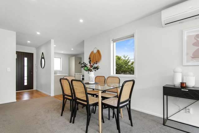 28A Barber Grove Moera_3