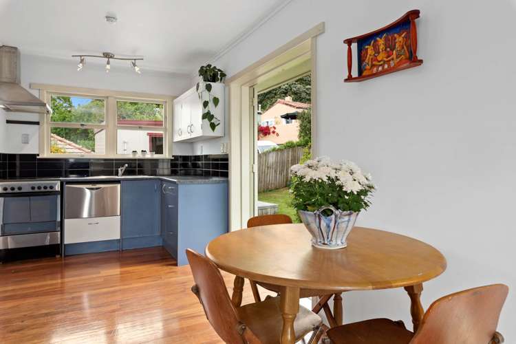 2/65 Church Street Devonport_4